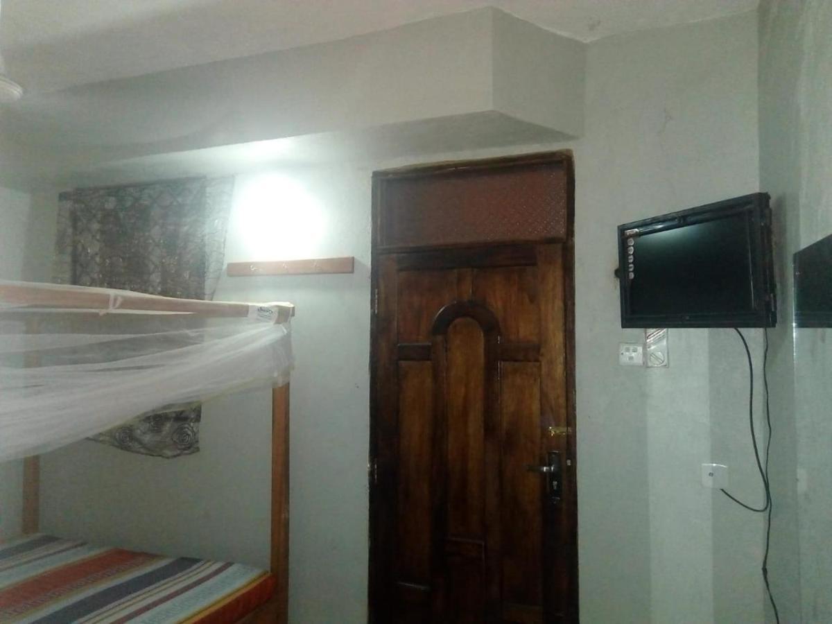 Viriko Boarding House Hotell Mombasa Exteriör bild